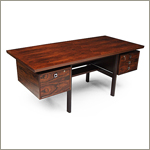 Vodder Rosewood Desk